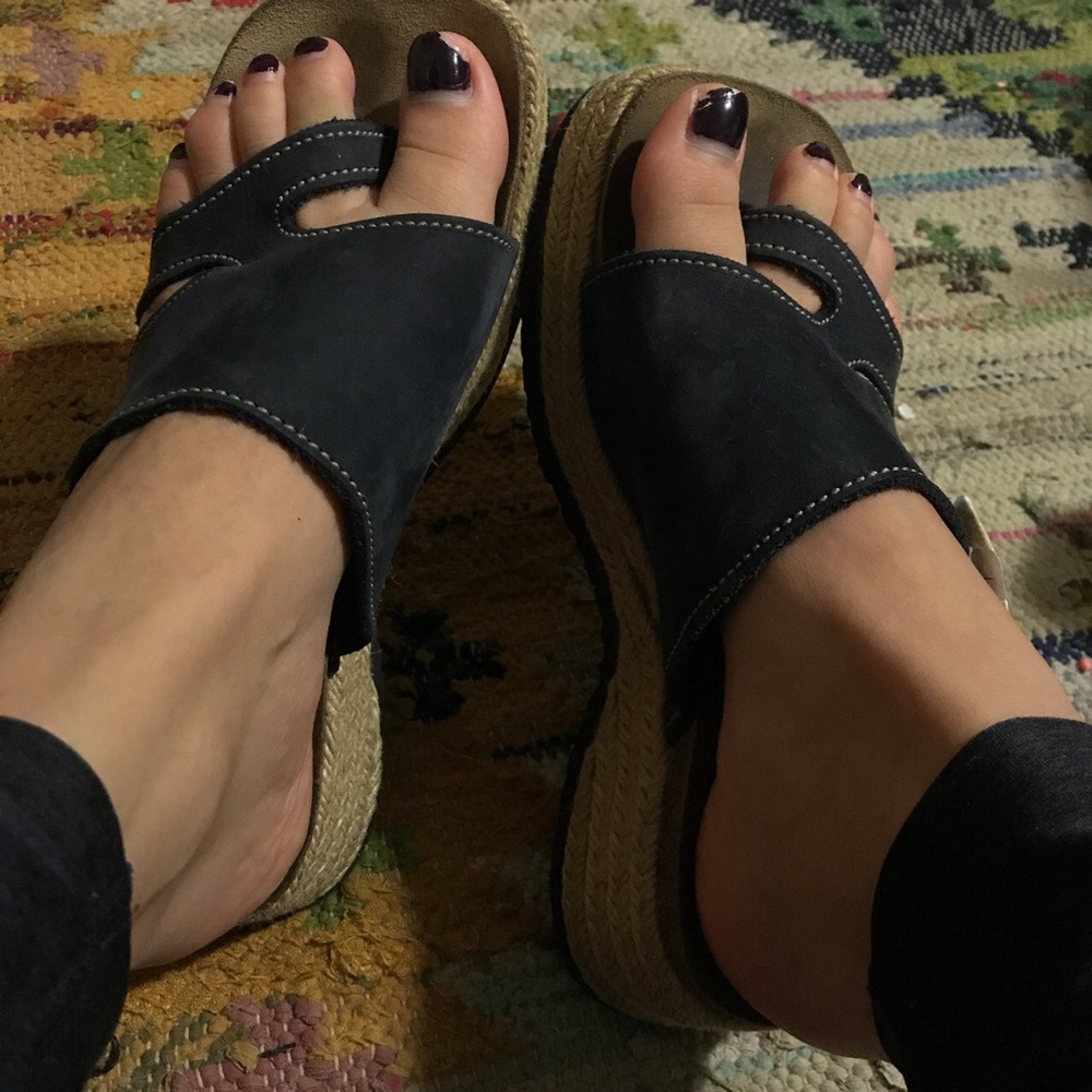 Connie Sandals
